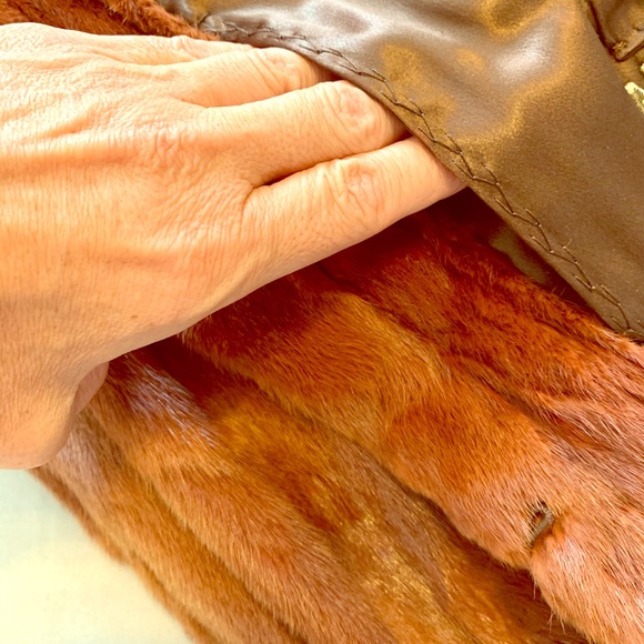 Authentic Mink Coat - Picture 4 of 6